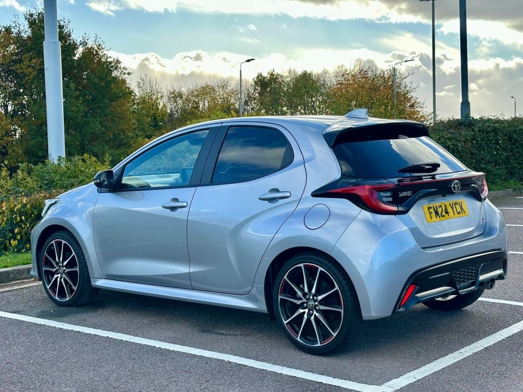 Used Toyota Yaris 2024 for sale - 76454379: Photo 10