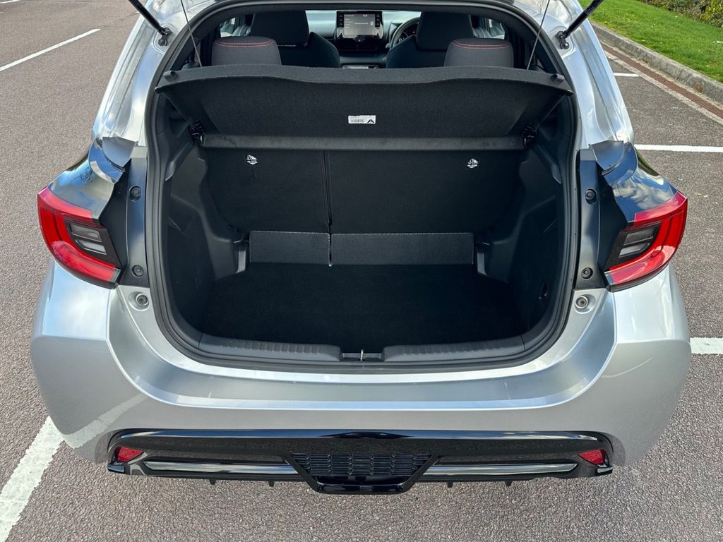 Used Toyota Yaris 2024 for sale - 76454379: Photo 12