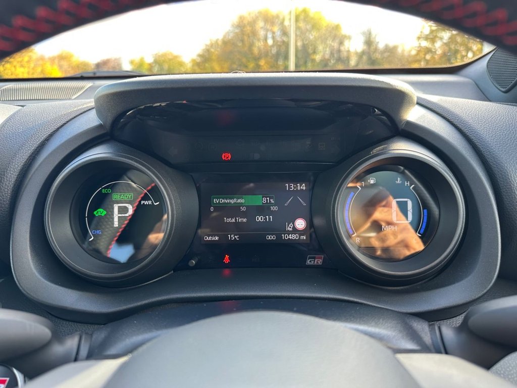 Used Toyota Yaris 2024 for sale - 76454379: Photo 17