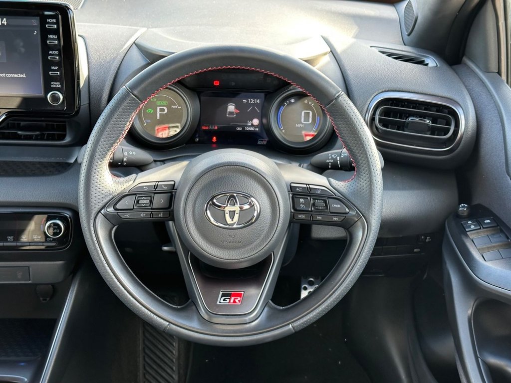 Used Toyota Yaris 2024 for sale - 76454379: Photo 18
