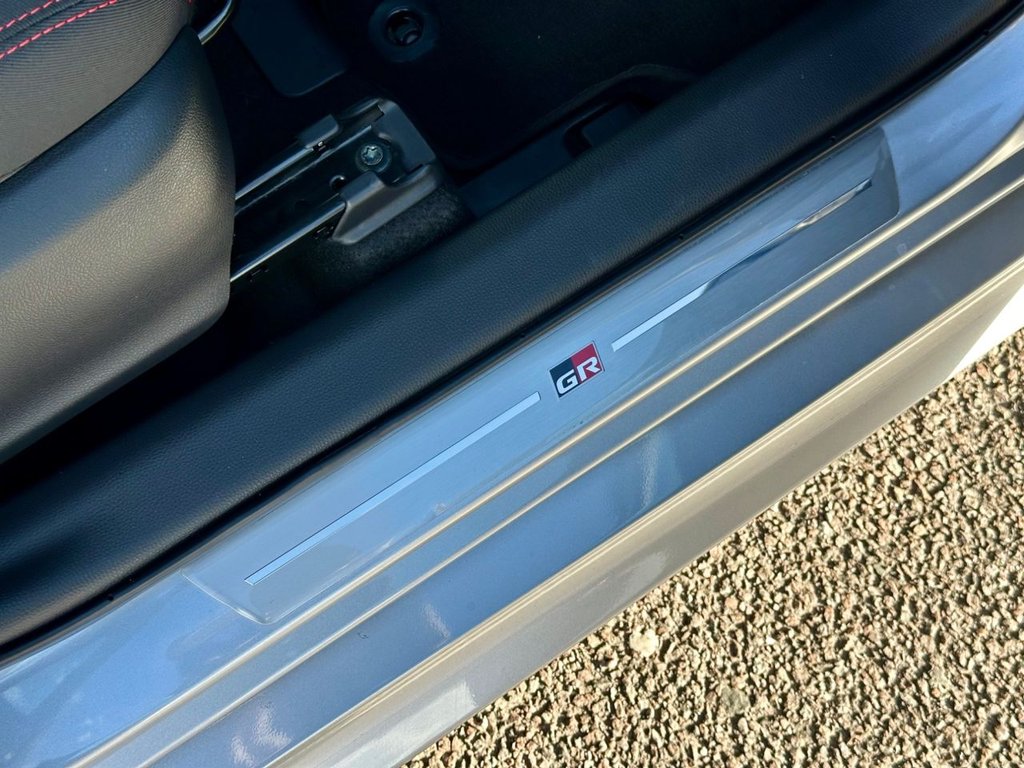 Used Toyota Yaris 2024 for sale - 76454379: Photo 39