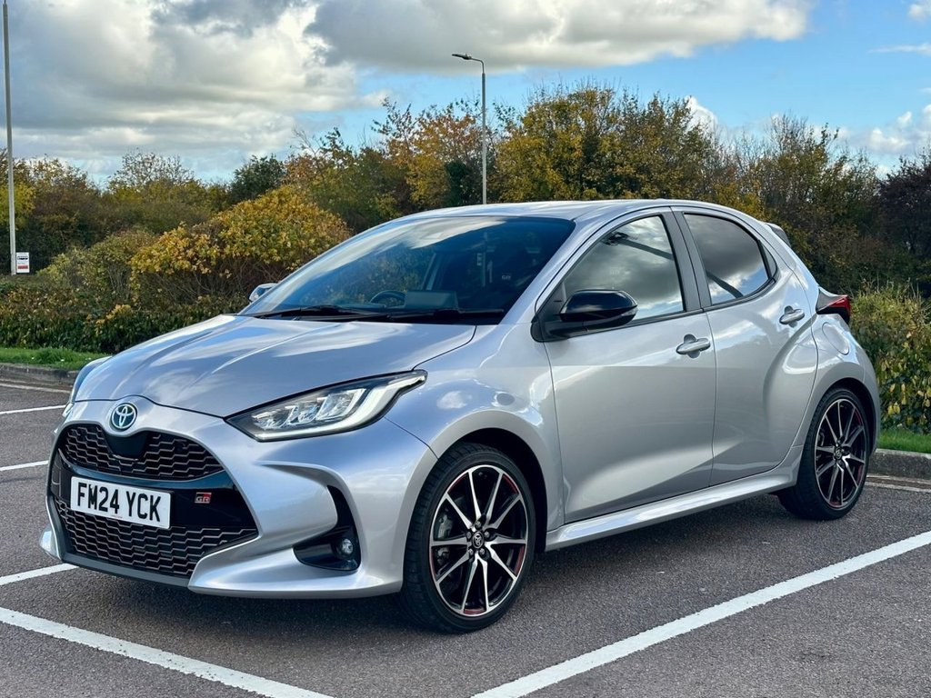 Used Toyota Yaris 2024 for sale - 76454379: Photo 4