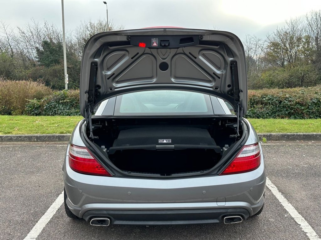 Used Mercedes-Benz SLK 2013 for sale - 76632088: Photo 18