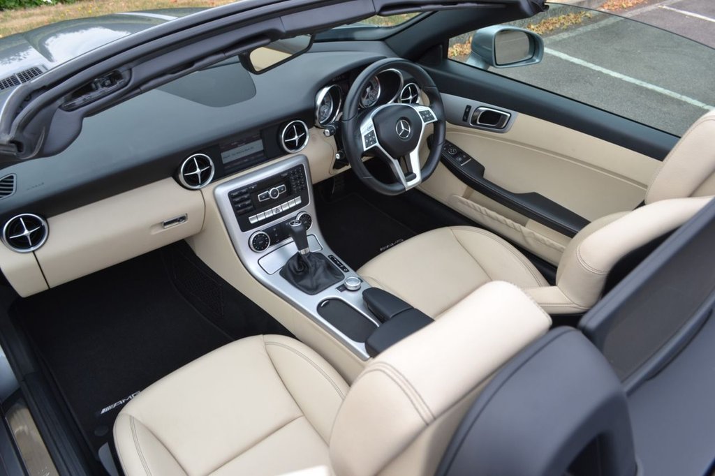 Used Mercedes-Benz SLK 2013 for sale - 76632088: Photo 2