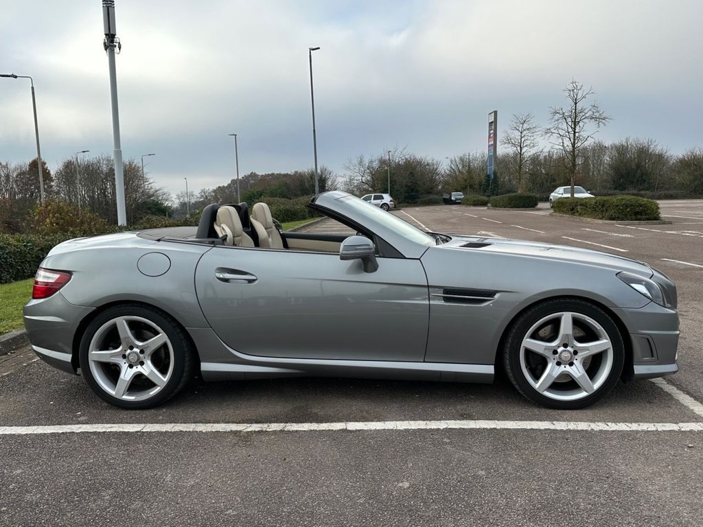 Used Mercedes-Benz SLK 2013 for sale - 76632088: Photo 25