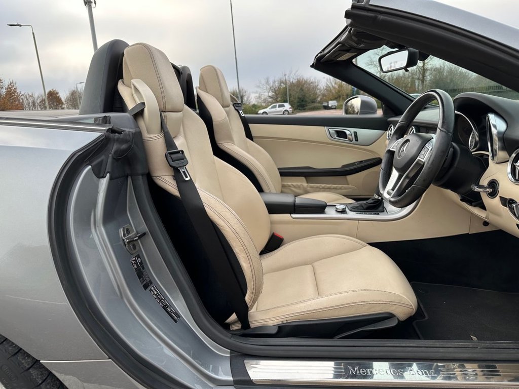 Used Mercedes-Benz SLK 2013 for sale - 76632088: Photo 26