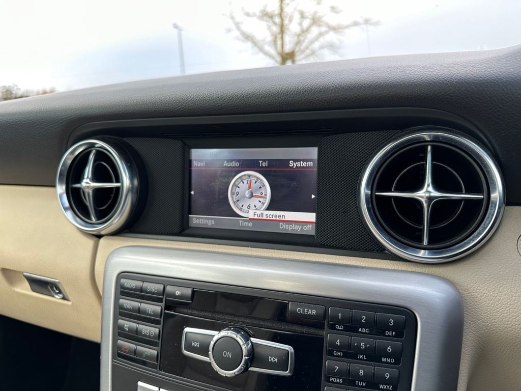 Used Mercedes-Benz SLK 2013 for sale - 76632088: Photo 32