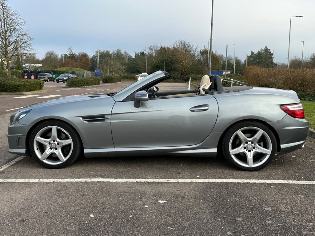 Used Mercedes-Benz SLK 2013 for sale - 76632088: Photo 9