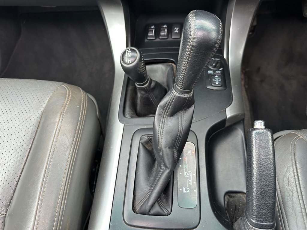 Used Toyota Land Cruiser 2004 for sale - 76416909: Photo 22