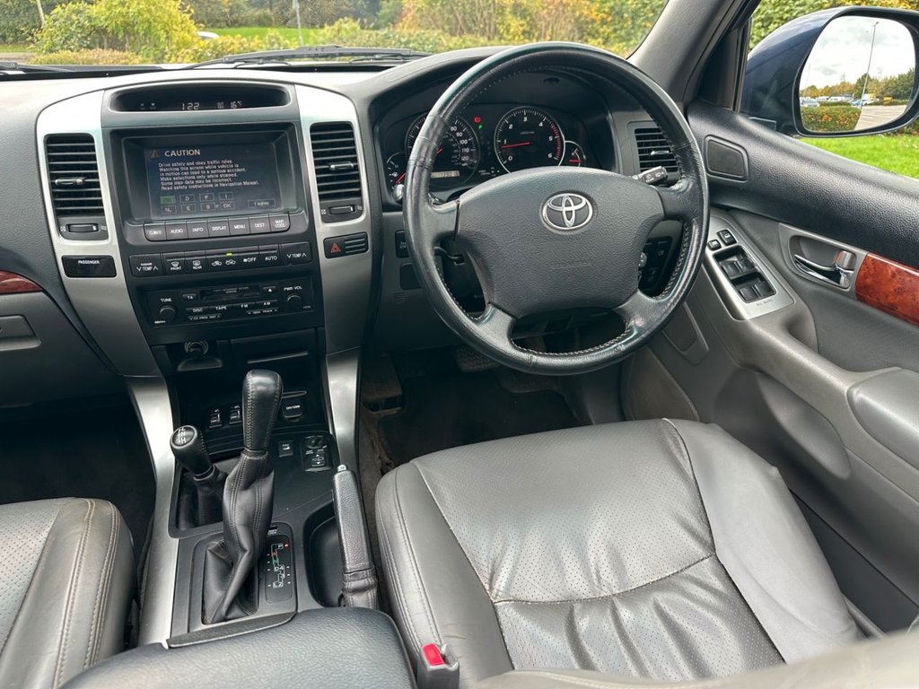 Used Toyota Land Cruiser 2004 for sale - 76416909: Photo 32