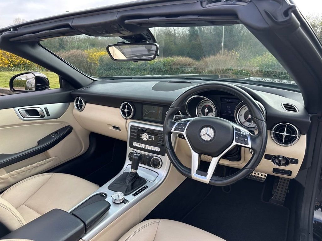 Used Mercedes-Benz SLK 2015 for sale - 77121962: Photo 26