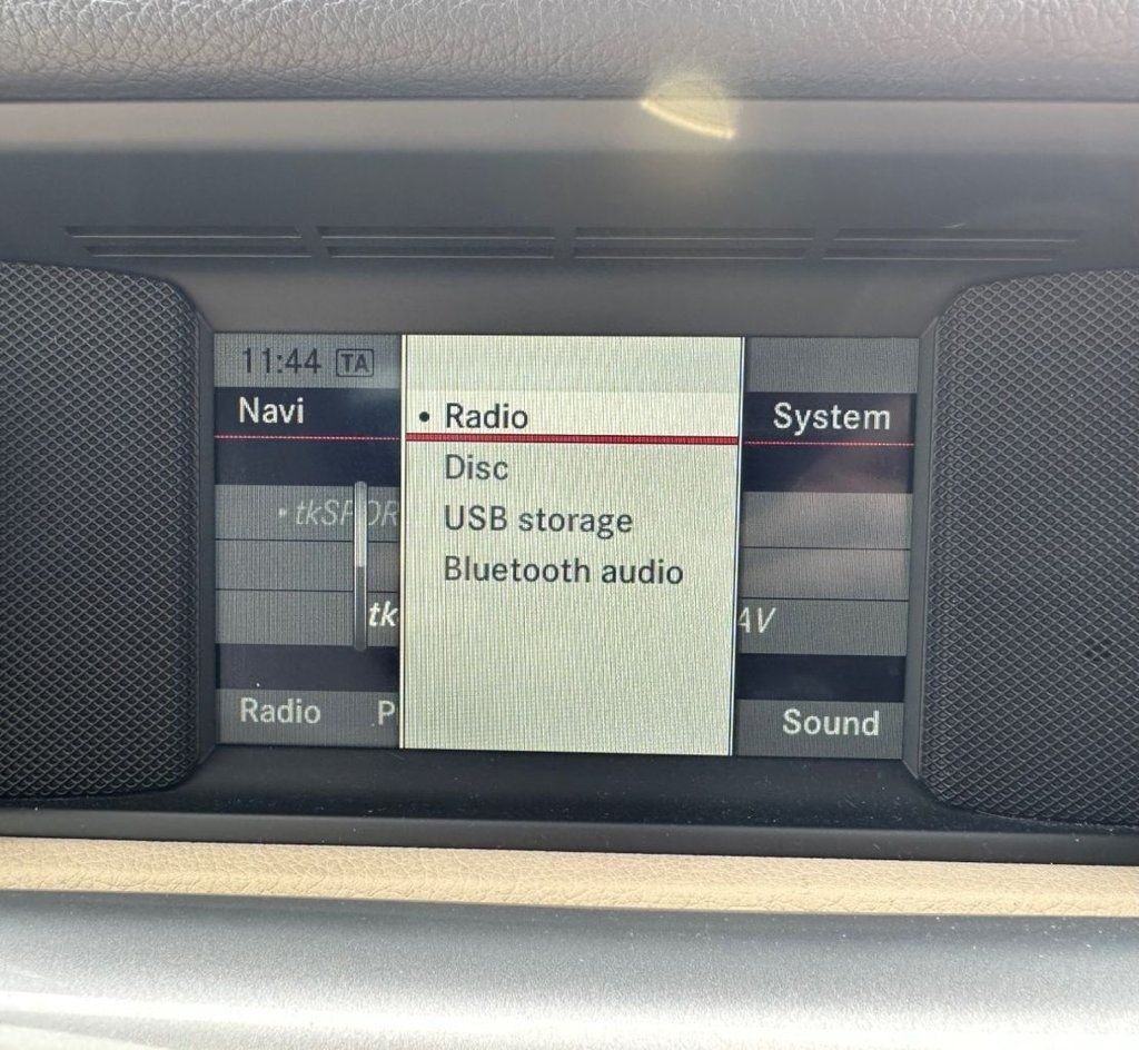 Used Mercedes-Benz SLK 2015 for sale - 77121962: Photo 36