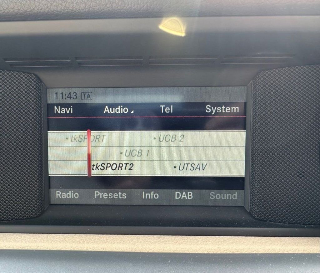 Used Mercedes-Benz SLK 2015 for sale - 77121962: Photo 37