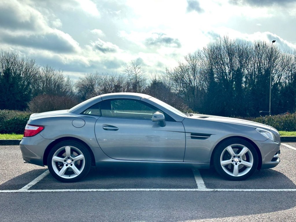 Used Mercedes-Benz SLK 2013 for sale - 77666685: Photo 13