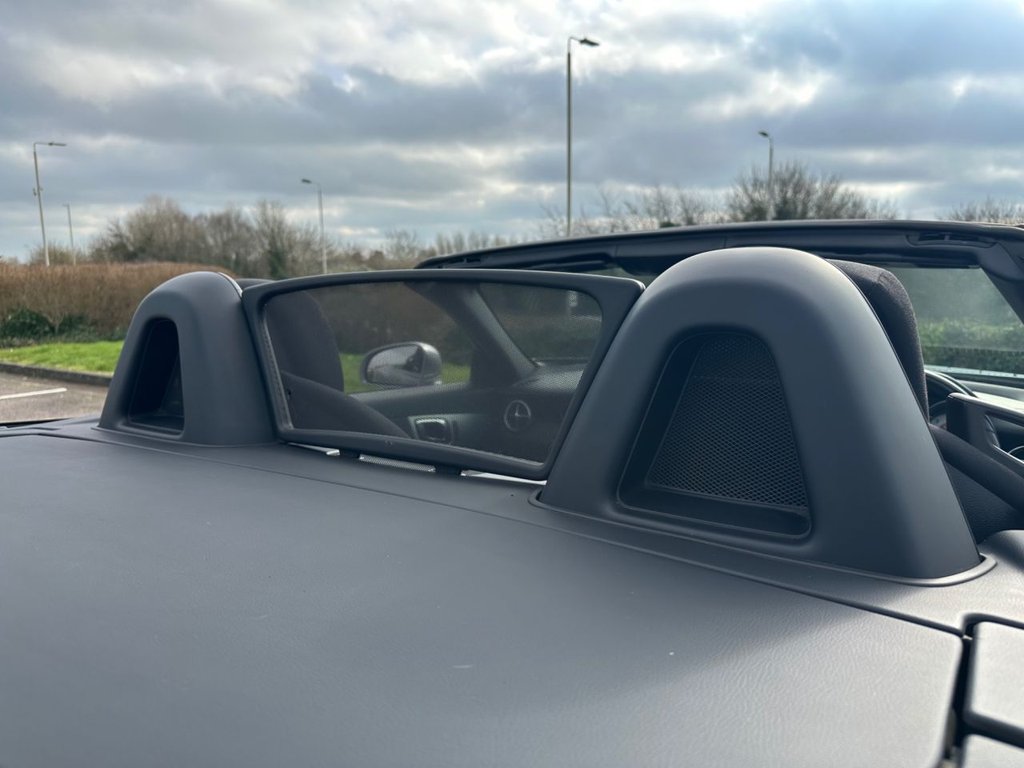 Used Mercedes-Benz SLK 2013 for sale - 77666685: Photo 14