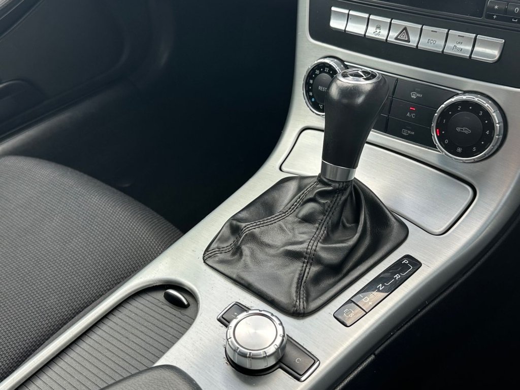 Used Mercedes-Benz SLK 2013 for sale - 77666685: Photo 24