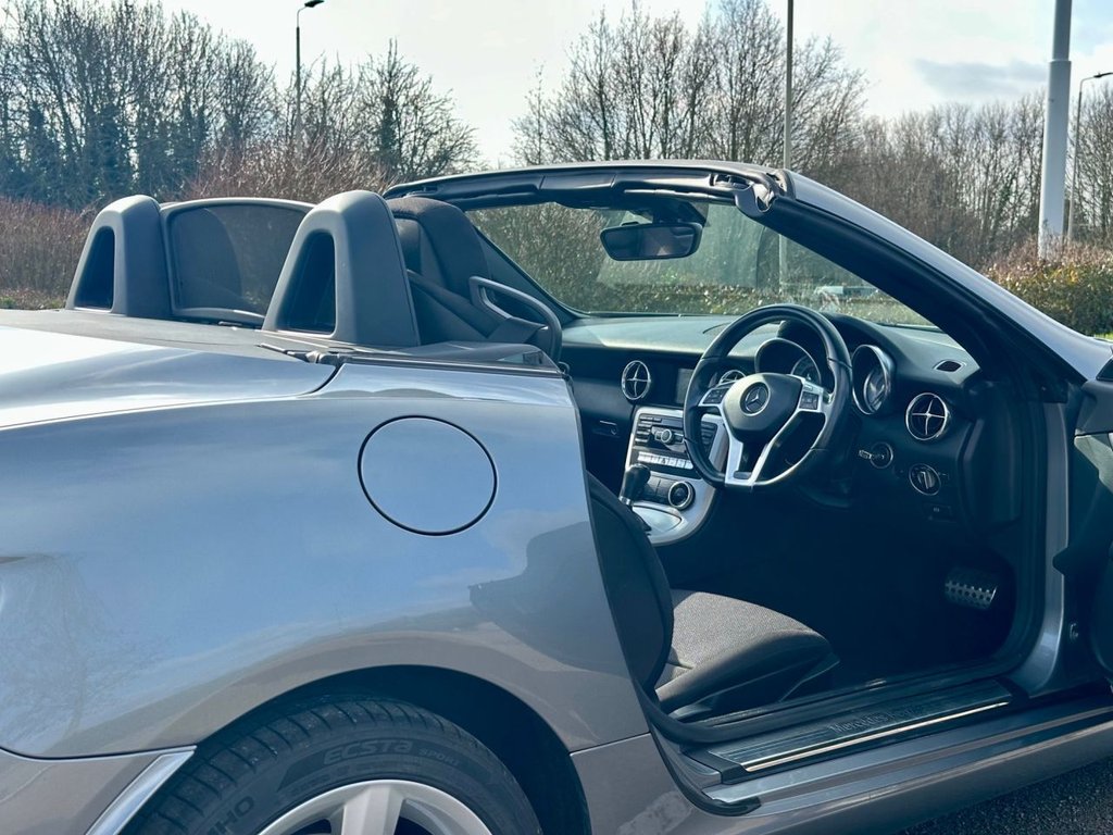 Used Mercedes-Benz SLK 2013 for sale - 77666685: Photo 27