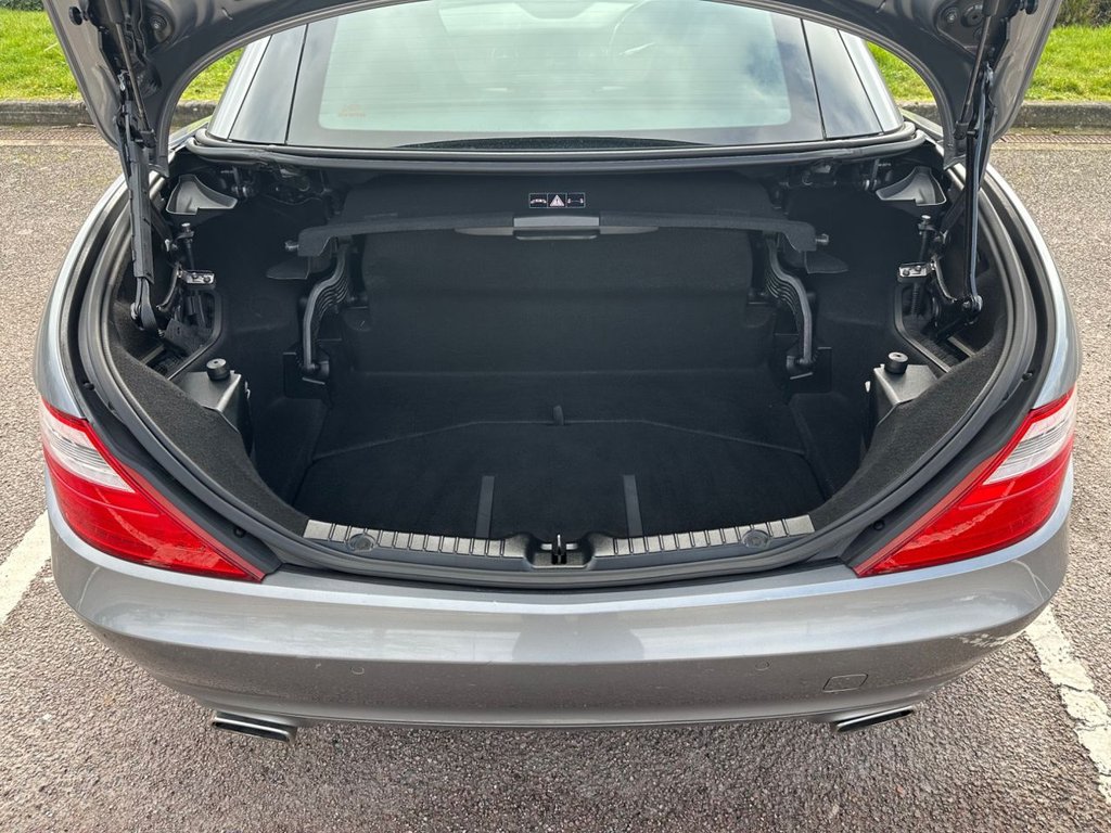 Used Mercedes-Benz SLK 2013 for sale - 77666685: Photo 31
