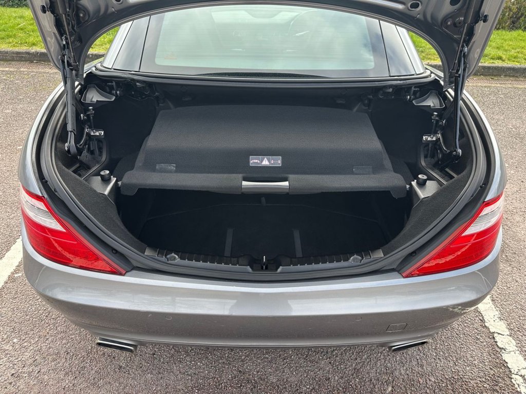 Used Mercedes-Benz SLK 2013 for sale - 77666685: Photo 36