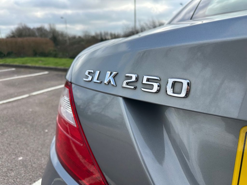 Used Mercedes-Benz SLK 2013 for sale - 77666685: Photo 43