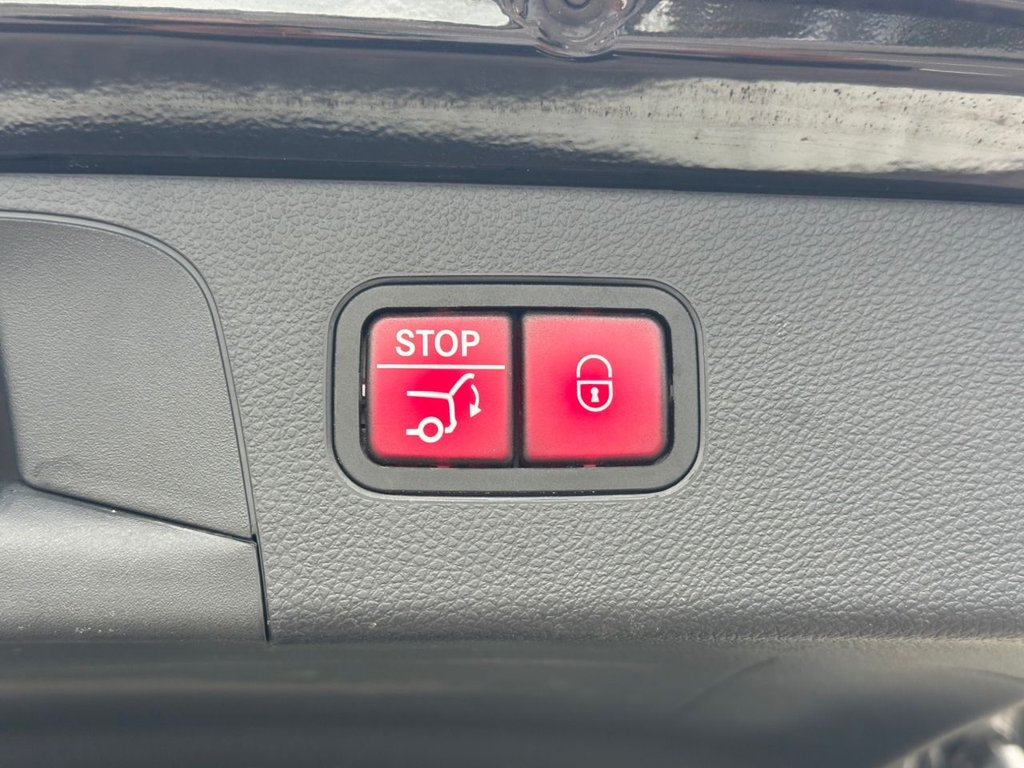 Used Mercedes-Benz GLC 2018 for sale - 76454170: Photo 42