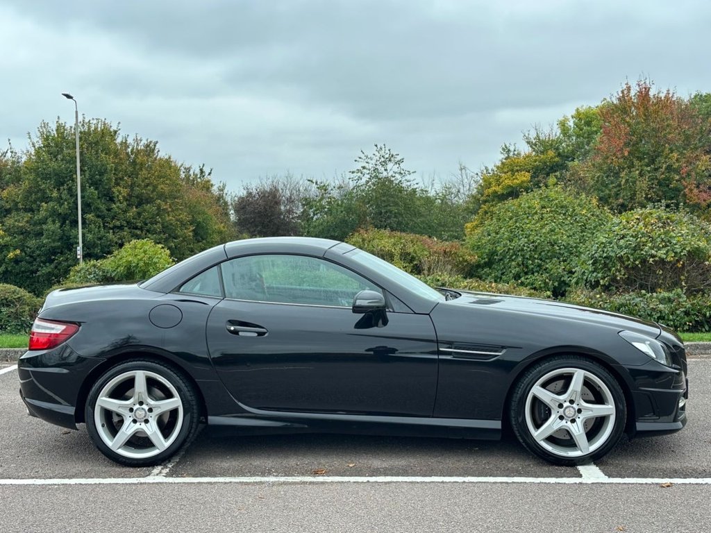 Used Mercedes-Benz SLK 2014 for sale - 76279503: Photo 21
