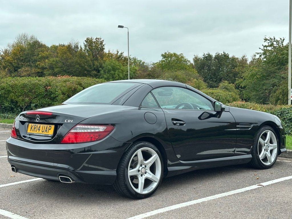 Used Mercedes-Benz SLK 2014 for sale - 76279503: Photo 3