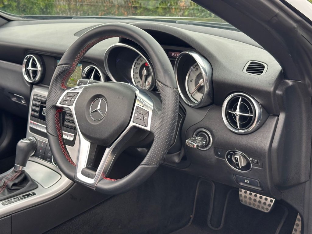 Used Mercedes-Benz SLK 2014 for sale - 76279503: Photo 40