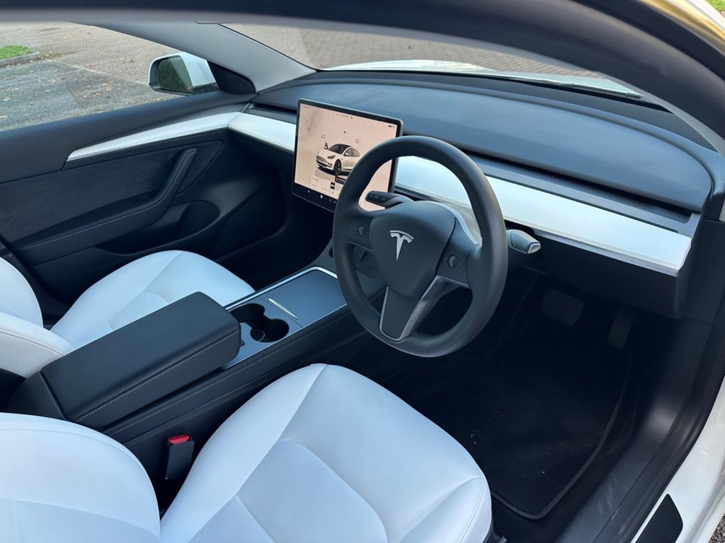 Used Tesla Model 3 2022 for sale - 76445855: Photo 2