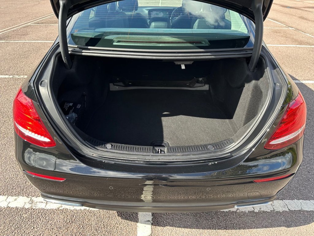 Used Mercedes-Benz E Class 2018 for sale - 76430193: Photo 29