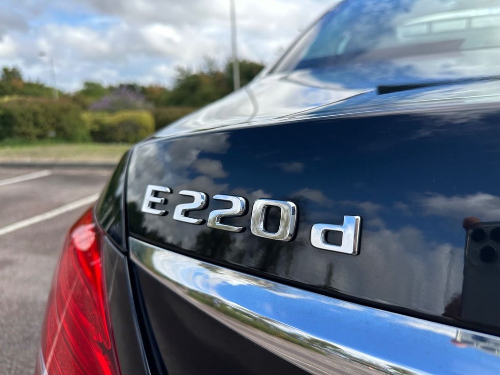 Used Mercedes-Benz E Class 2018 for sale - 76430193: Photo 38