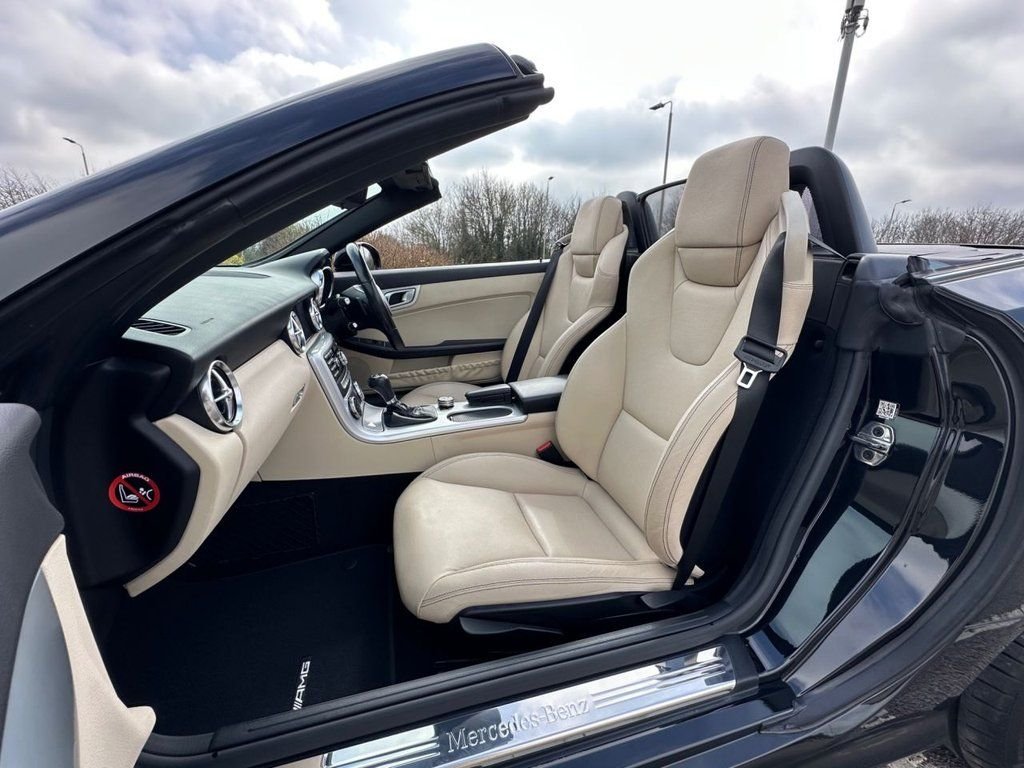 Used Mercedes-Benz SLK 2015 for sale - 78145398: Photo 19