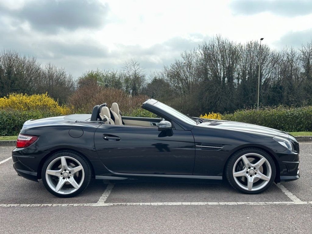 Used Mercedes-Benz SLK 2015 for sale - 78145398: Photo 20