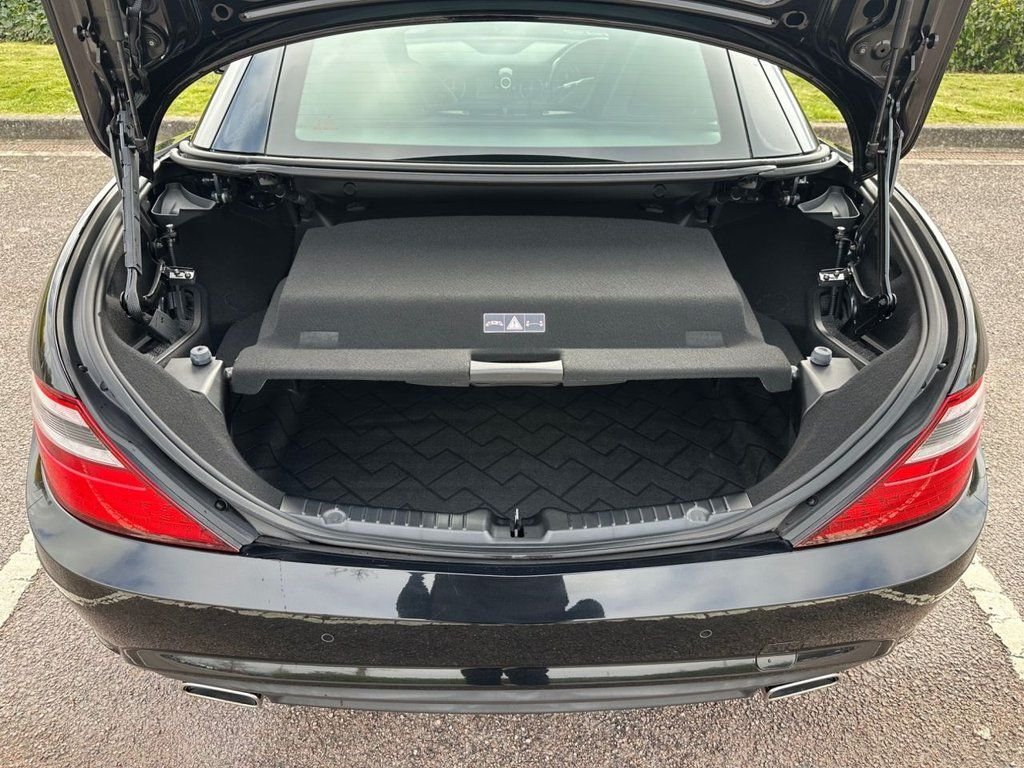 Used Mercedes-Benz SLK 2015 for sale - 78145398: Photo 39