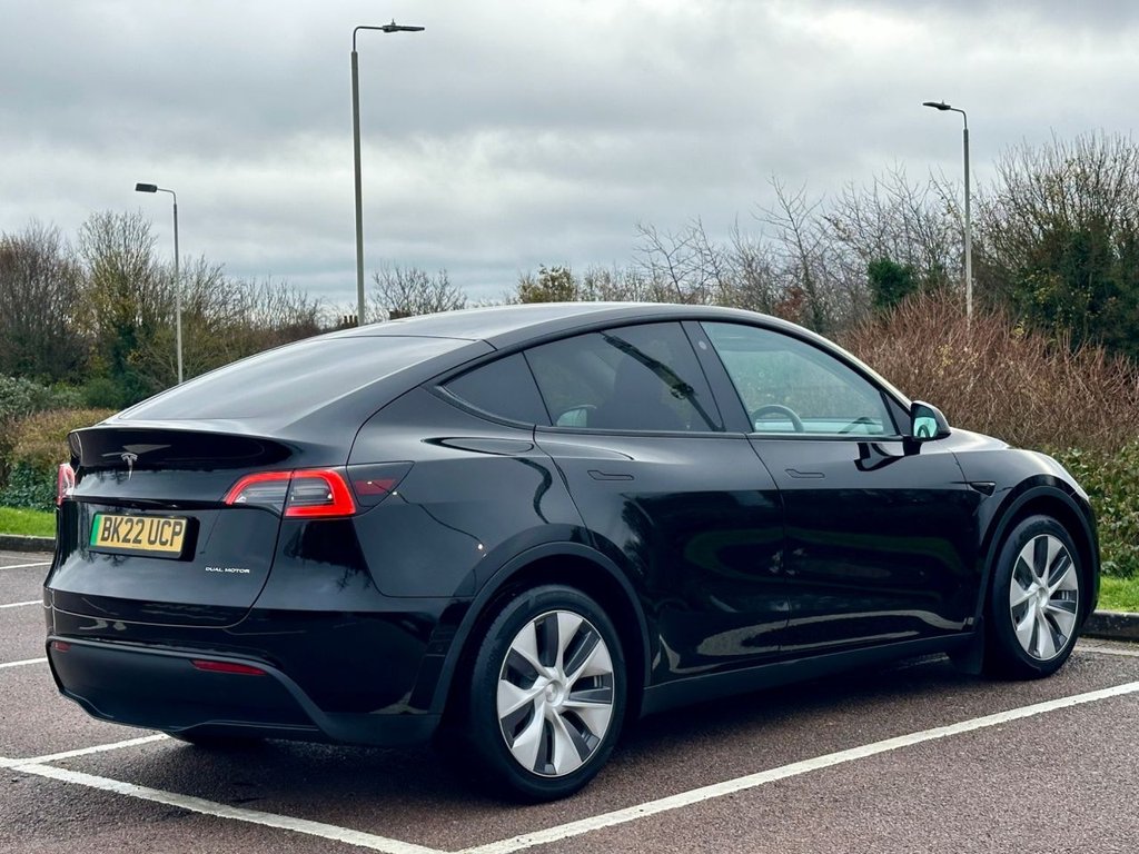 Used Tesla Model Y 2022 for sale - 76711570: Photo 2