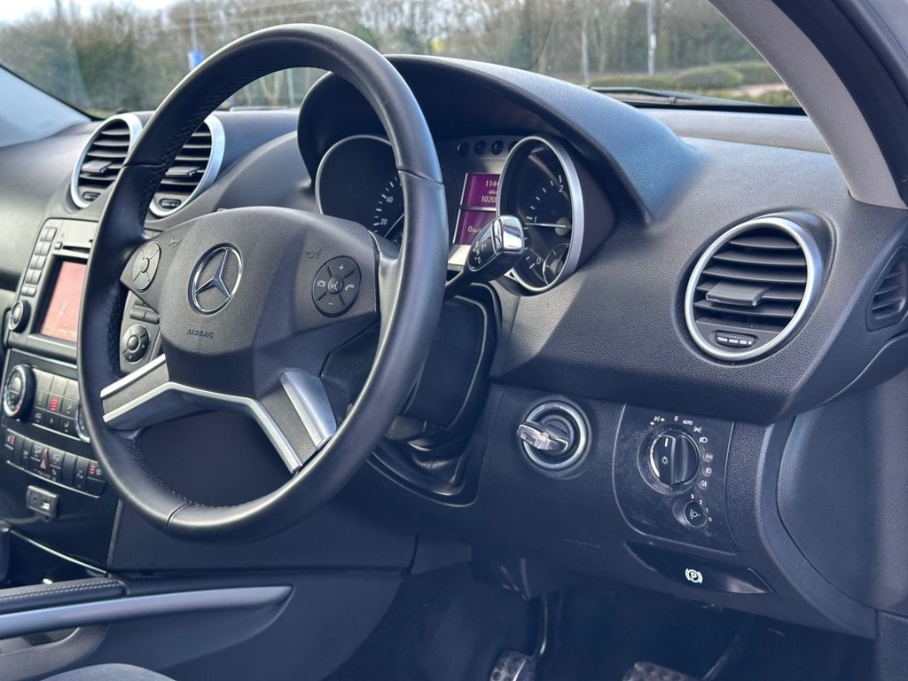 Used Mercedes-Benz M Class 2010 for sale - 77313309: Photo 25