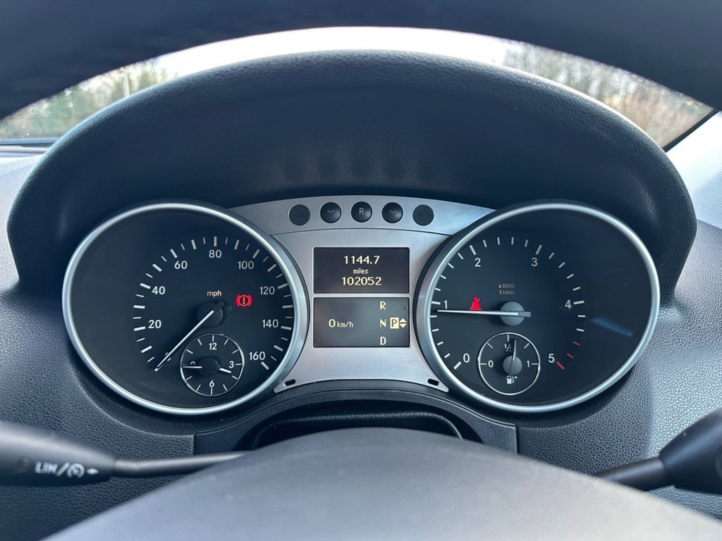 Used Mercedes-Benz M Class 2010 for sale - 77313309: Photo 28