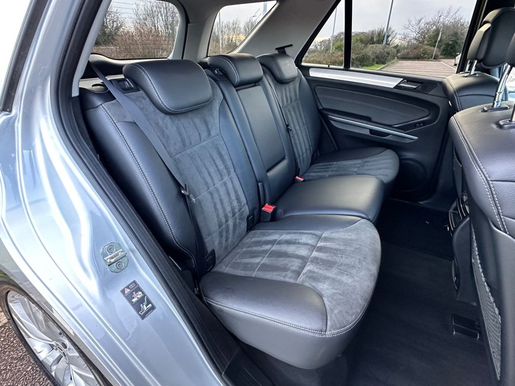 Used Mercedes-Benz M Class 2010 for sale - 77313309: Photo 7