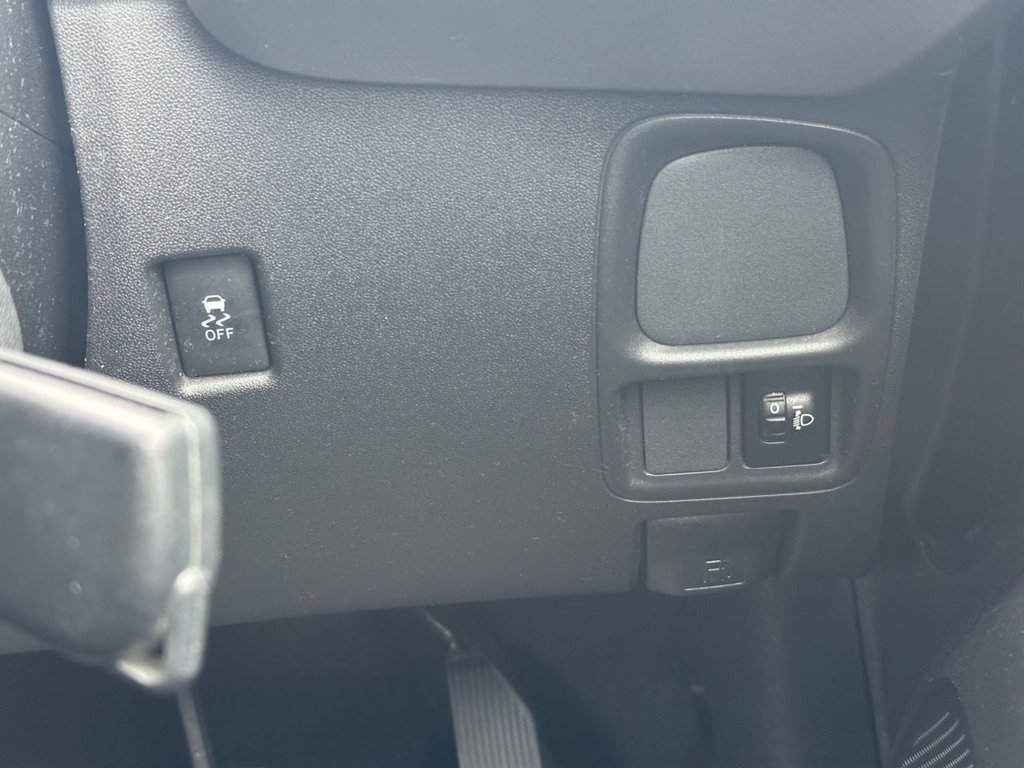 Vehicle 33