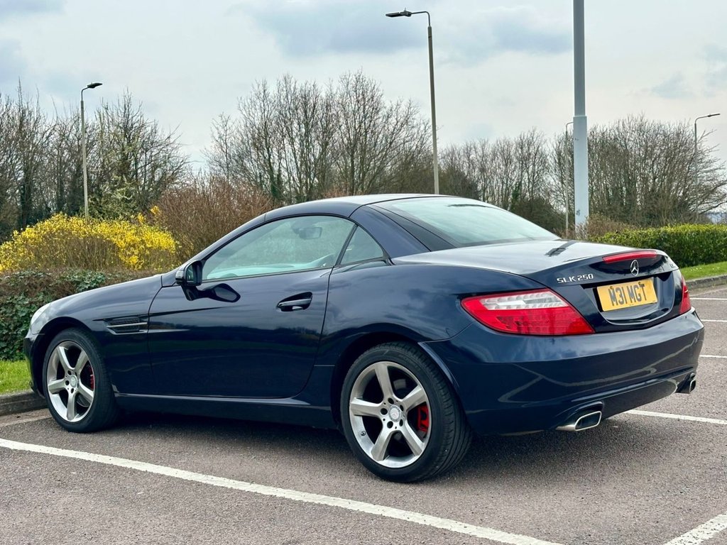 Used Mercedes-Benz SLK 2015 for sale - 77990578: Photo 13