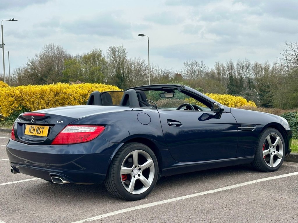 Used Mercedes-Benz SLK 2015 for sale - 77990578: Photo 32