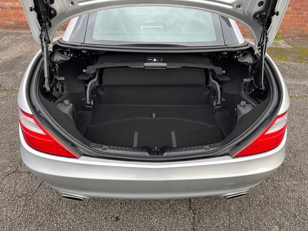 Used Mercedes-Benz SLK 2014 for sale - 77904894: Photo 14