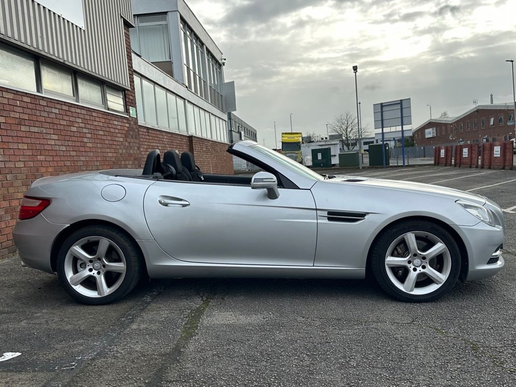 Used Mercedes-Benz SLK 2014 for sale - 77904894: Photo 5