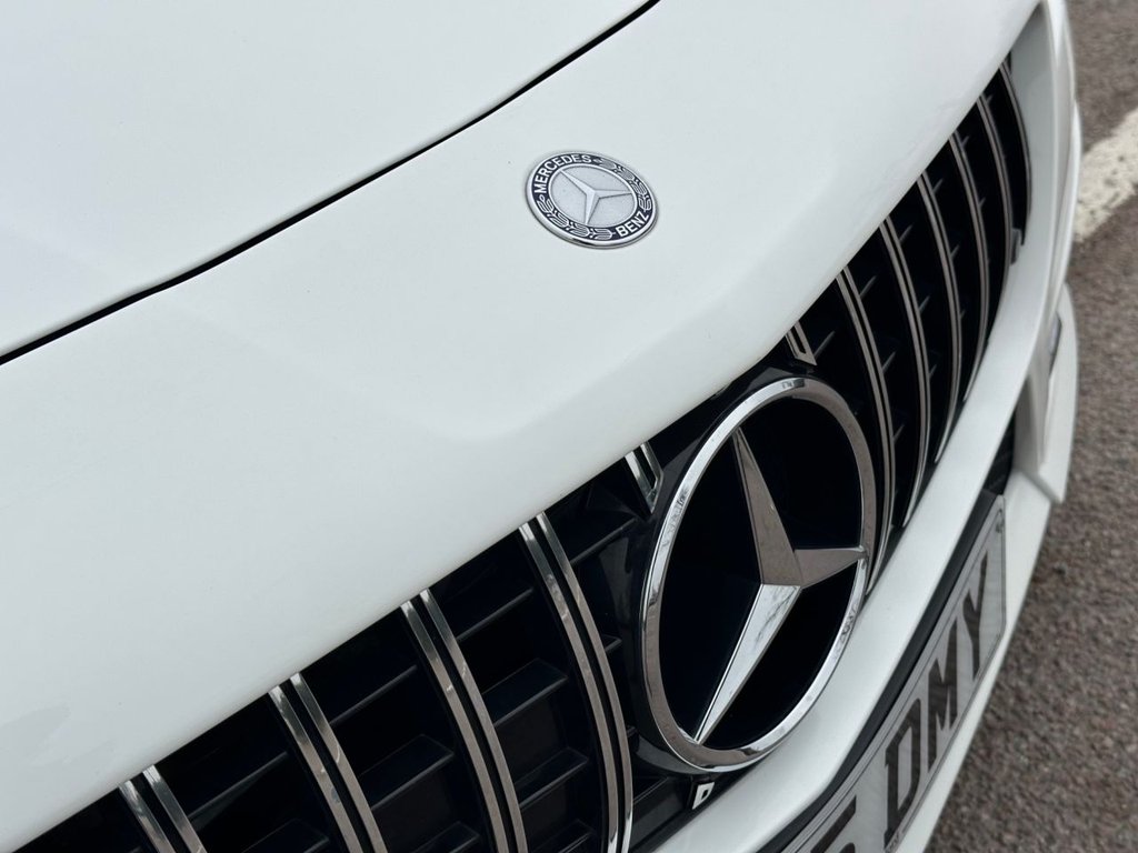 Used Mercedes-Benz SLK 2015 for sale - 77780085: Photo 18