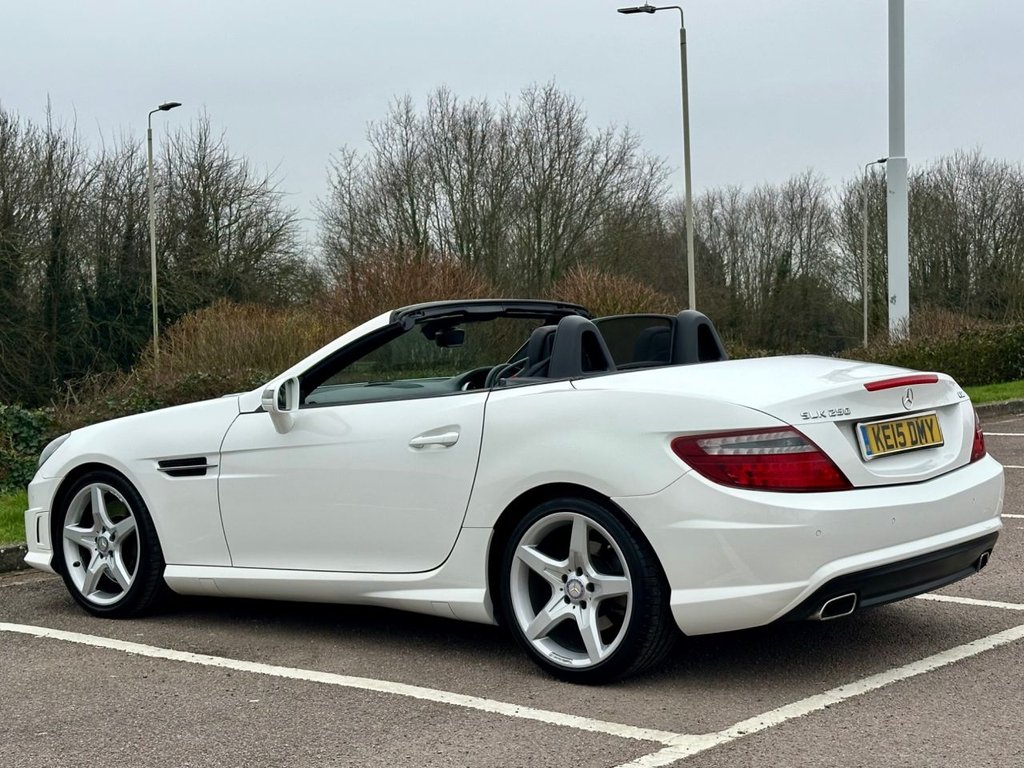 Used Mercedes-Benz SLK 2015 for sale - 77780085: Photo 24