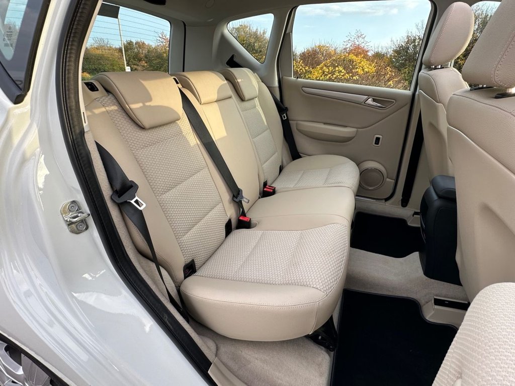 Used Mercedes-Benz A-Class 2012 for sale - 76724438: Photo 10