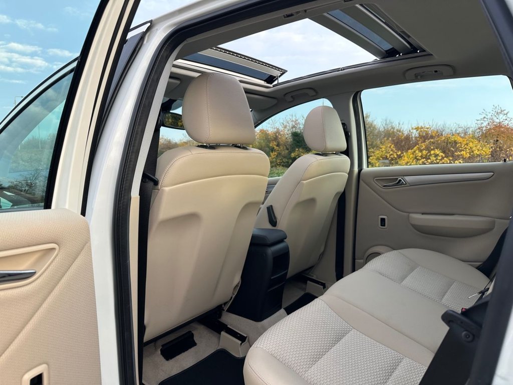 Used Mercedes-Benz A-Class 2012 for sale - 76724438: Photo 21