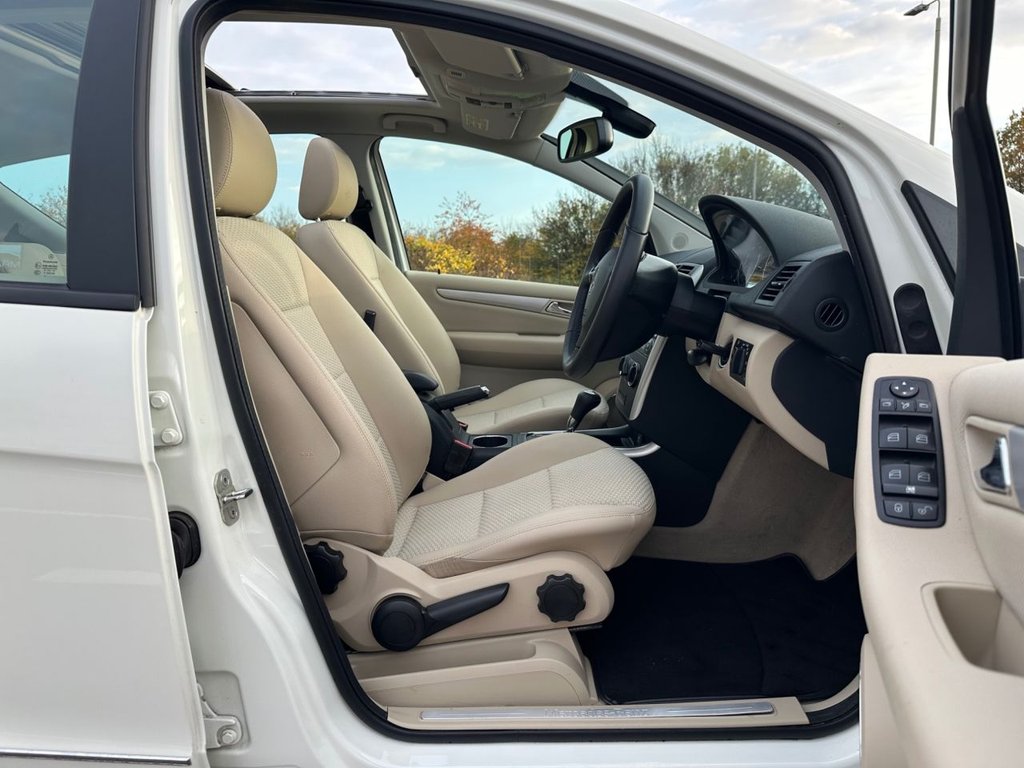 Used Mercedes-Benz A-Class 2012 for sale - 76724438: Photo 27