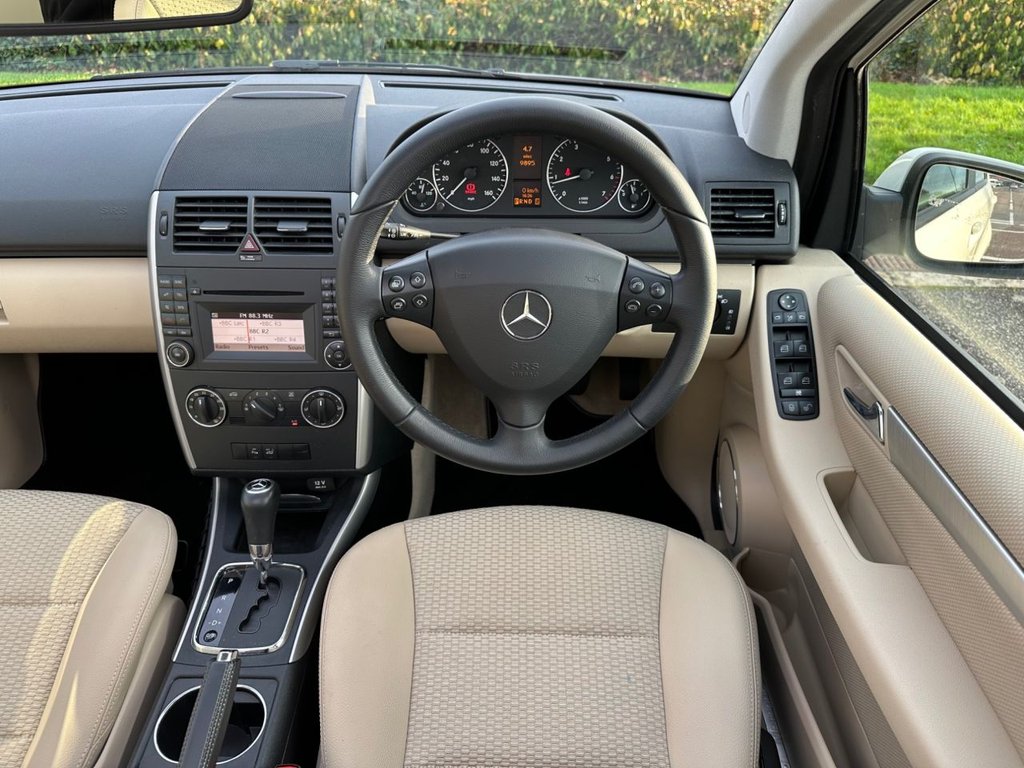 Used Mercedes-Benz A-Class 2012 for sale - 76724438: Photo 8