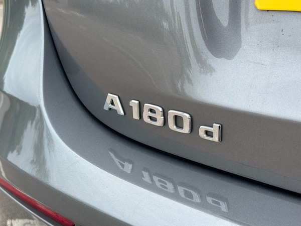 Used Mercedes-Benz A-Class 2019 for sale - 76162759: Photo 17